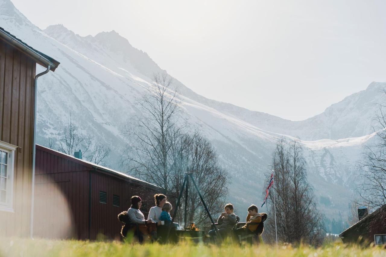 Apartamento Lensmansgarden Fjosen Innfjorden Exterior foto